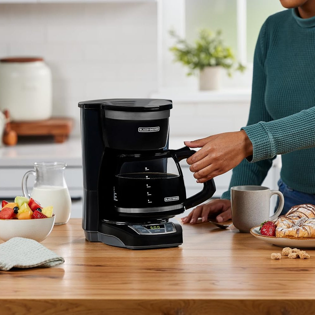 BLACK+DECKER 12-Cup Digital Coffee Maker