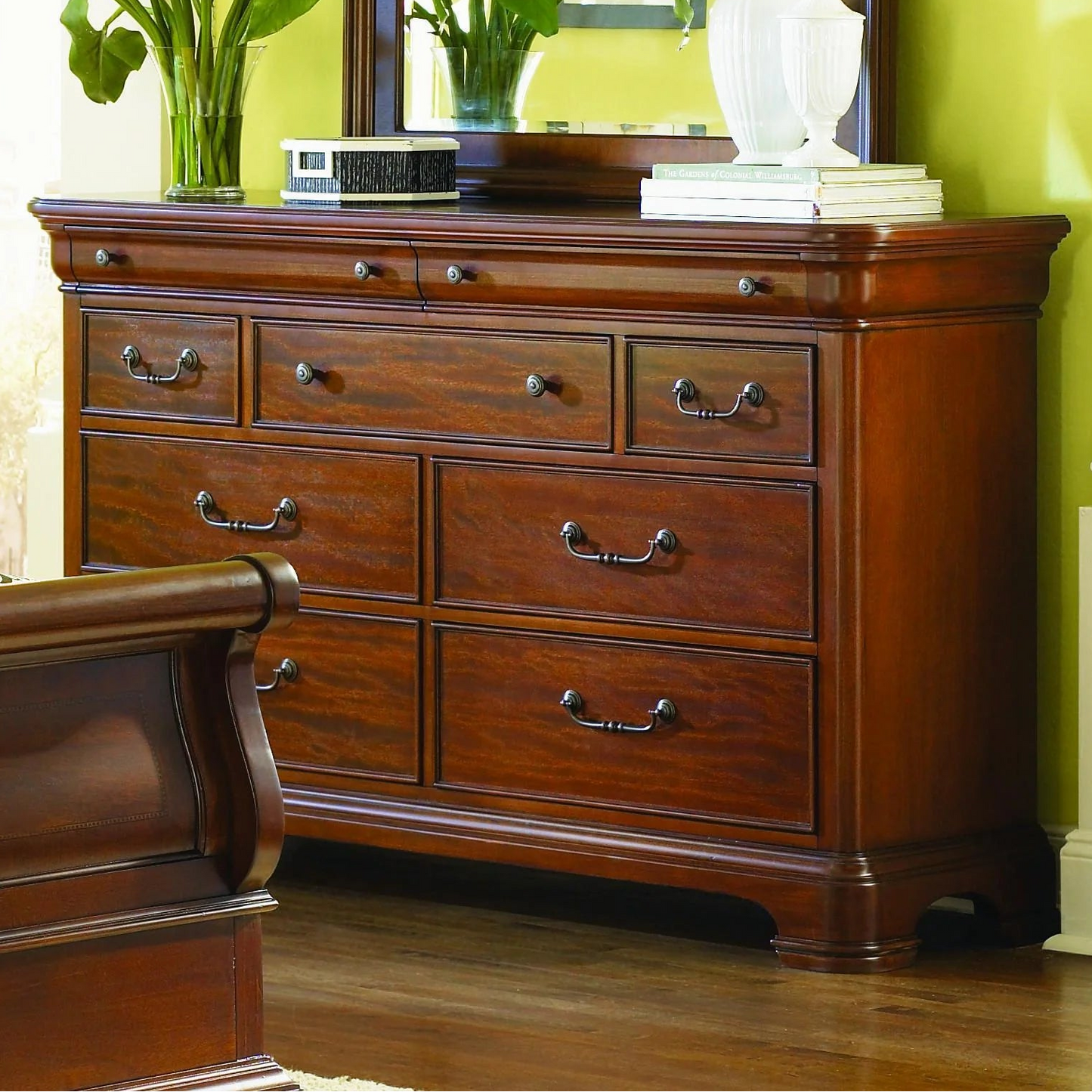 Legacy Classic Evolution Dresser