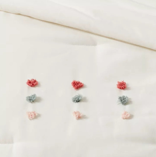 (New) Full/Queen Pom Kids' Comforter Set Cream - Pillowfort™