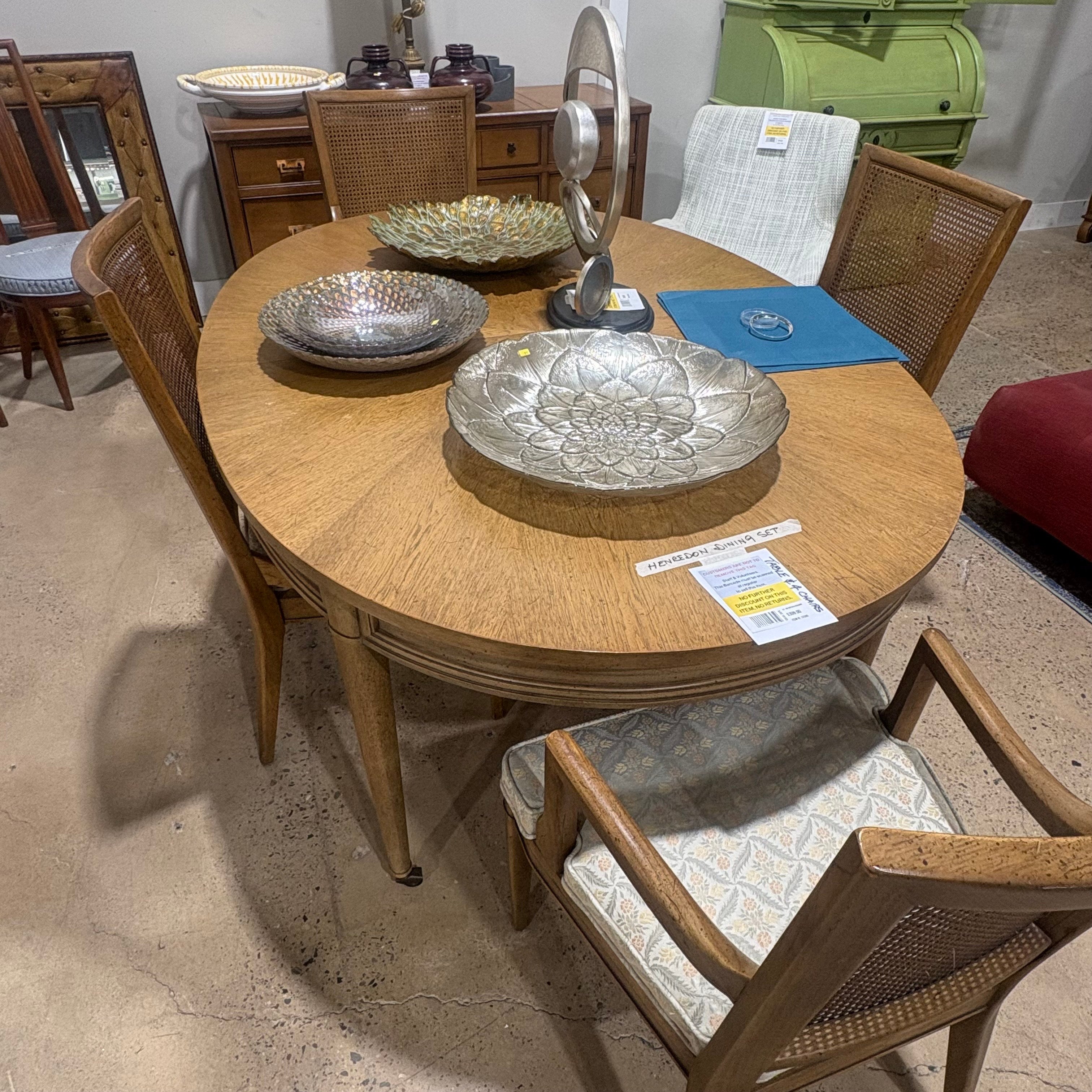 Dining Table w/ 4 Chairs – ReStore-Bucks-County