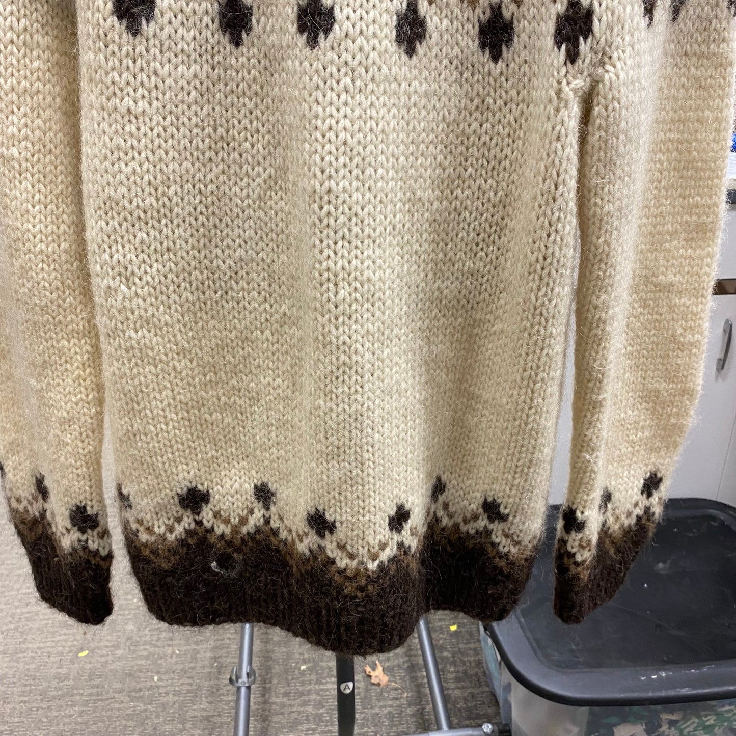 Men's Large Iceland Sweater Hand Knitted 100% Pure Wool