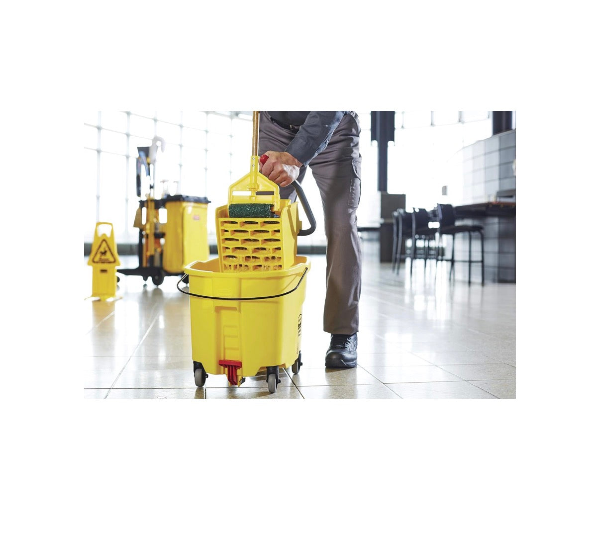 Rubbermaid Commercial 35 Qt WaveBrake 2.0 Side-Press Mopping Bucket and Wringer with Foot Pedal Drain for Professional/Industrial/Business Heavy Duty Floor Cleaning (Yellow) (New in Box)