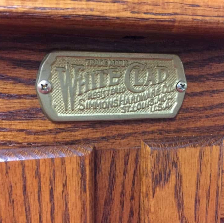 White Clad Table Stand