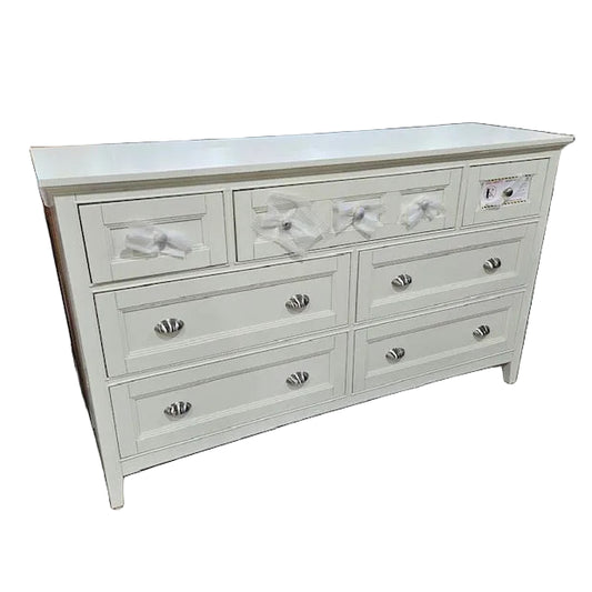 Ivy Ridge Dresser