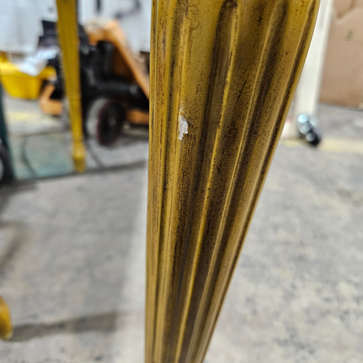 Green Yellow & Brown Sarreid Italy Entryway Console Table