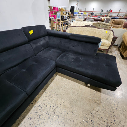 Furniture of America Berguin Fabric Right Facing Sectional