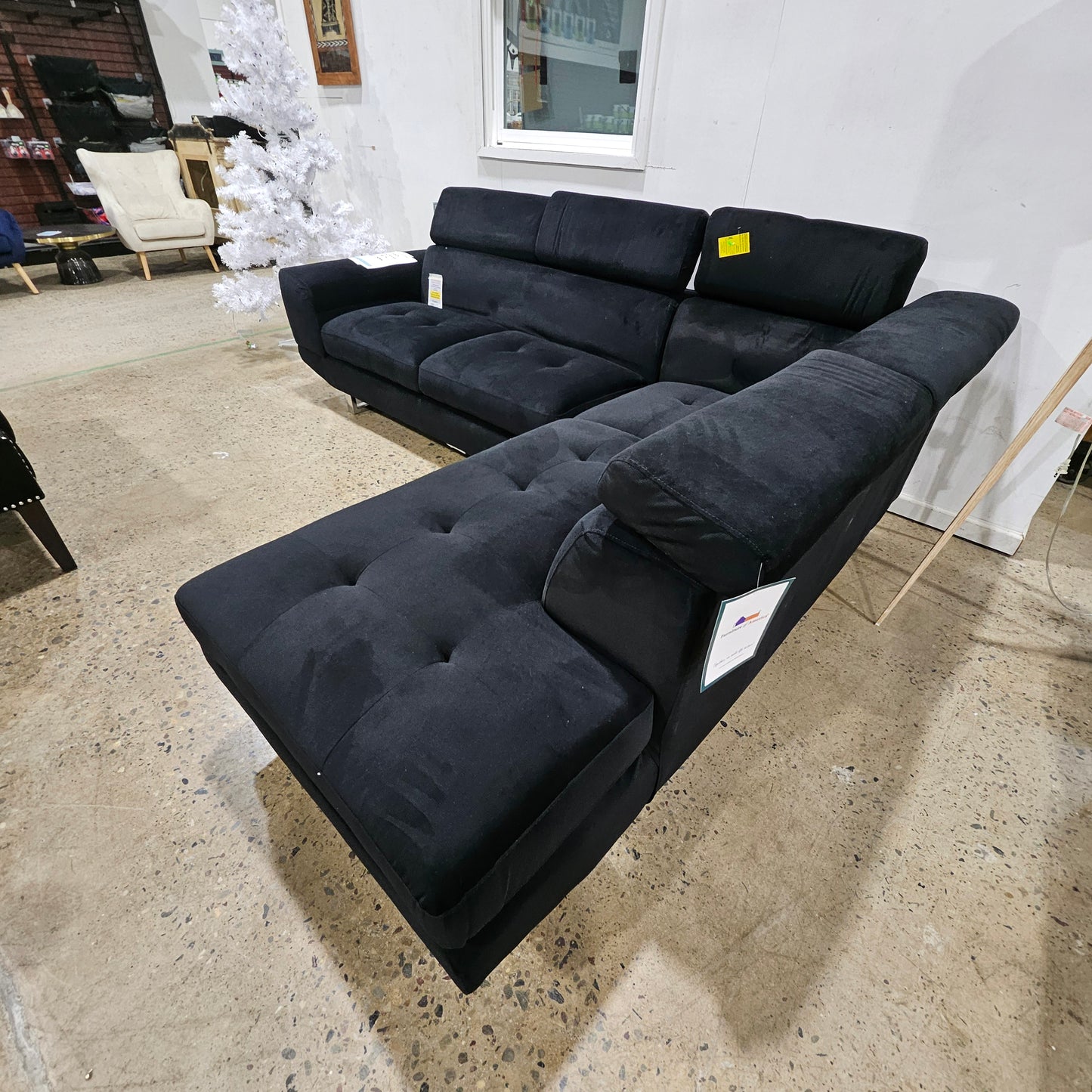 Furniture of America Berguin Fabric Right Facing Sectional