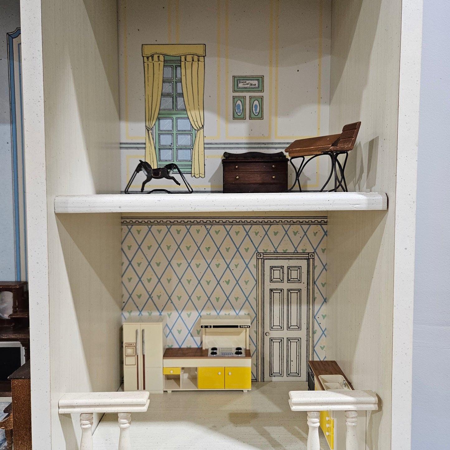 Vintage 70/80's Singer Dollhouse Bedroom Set