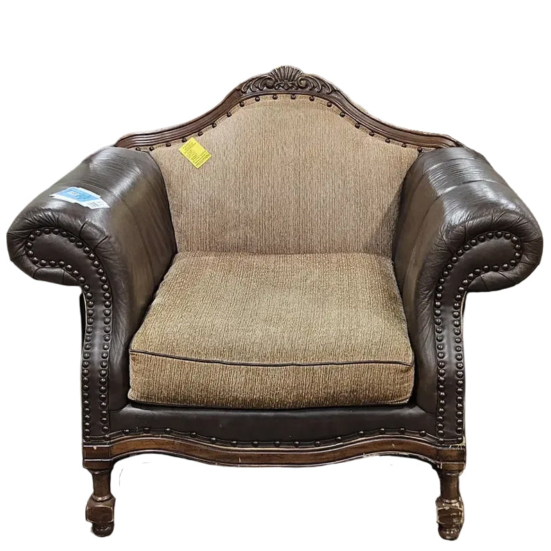 Traditional Western Leather Chair