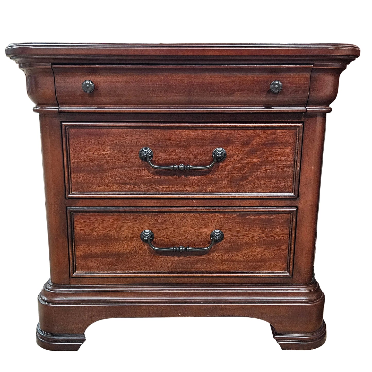 Legacy Classic Evolution Cherry Nightstand
