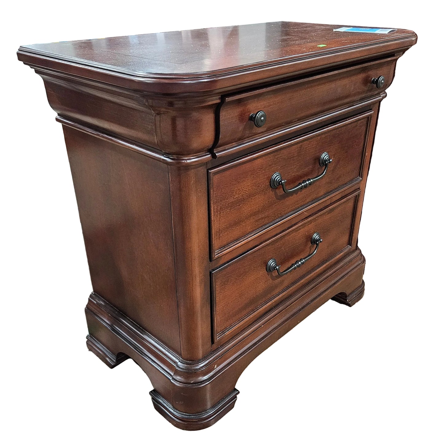 Legacy Classic Evolution Cherry Nightstand