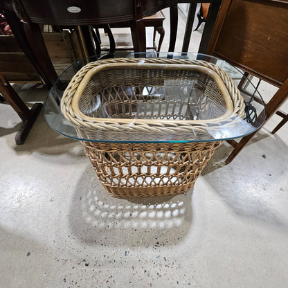 1980s Vintage Lloyd Flanders Coastal Boho Chic Thick Rattan & Bentwood Side Table