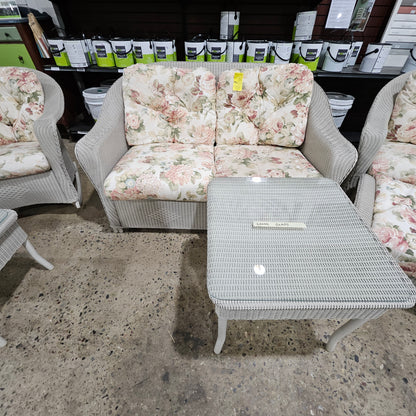 6 Piece Wicker Set with cushions