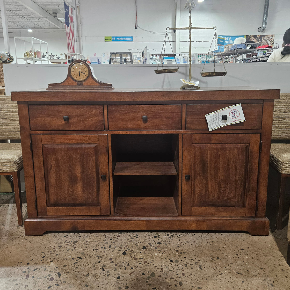 Steve Silver Furniture Zappa Server