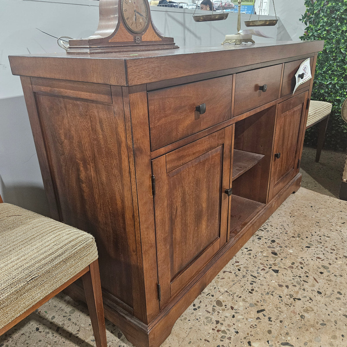 Steve Silver Furniture Zappa Server