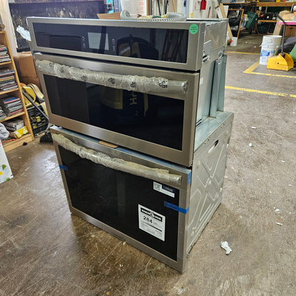 (New) Frigidaire Gallery 30 inch Double Electric Wall Oven with Air Fry Self + Steam Cleaning