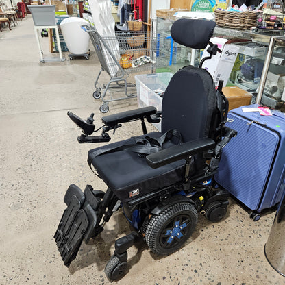 Quantum Edge 3 Power Chair