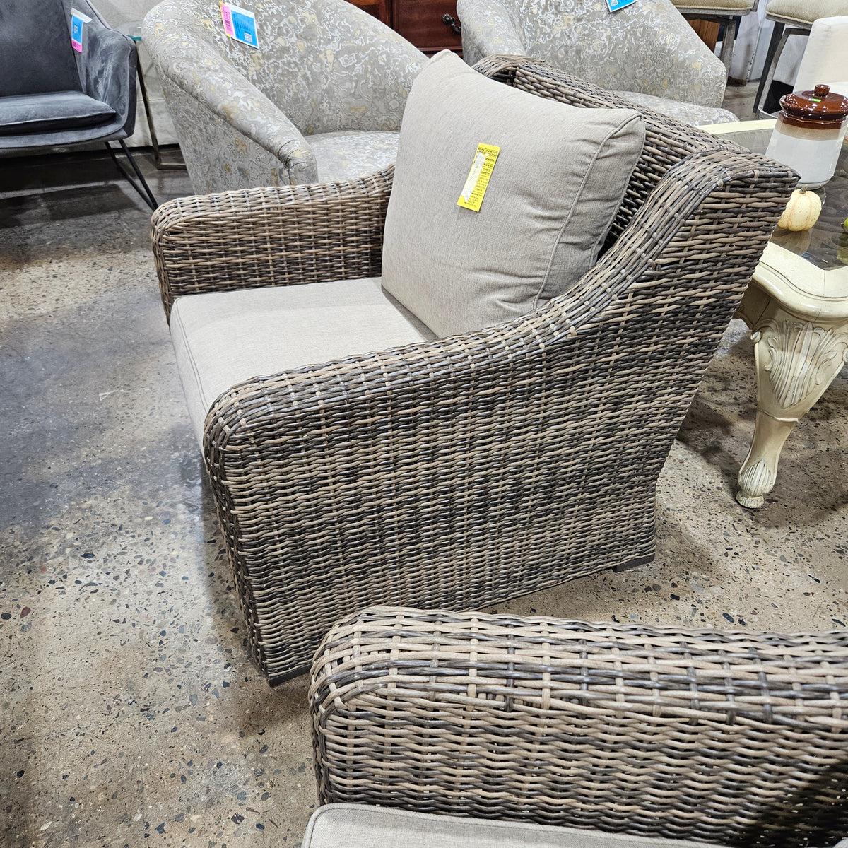 Better Homes and Gardens Hawthorne Park 3-Piece Sofa Outdoor Seating Set