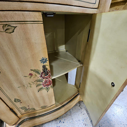(New) Foreign-Style Console Cabinet