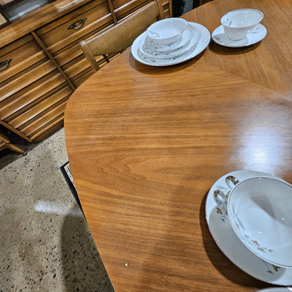 Drexel Mid Century Modern Dining Table with 5 Chairs