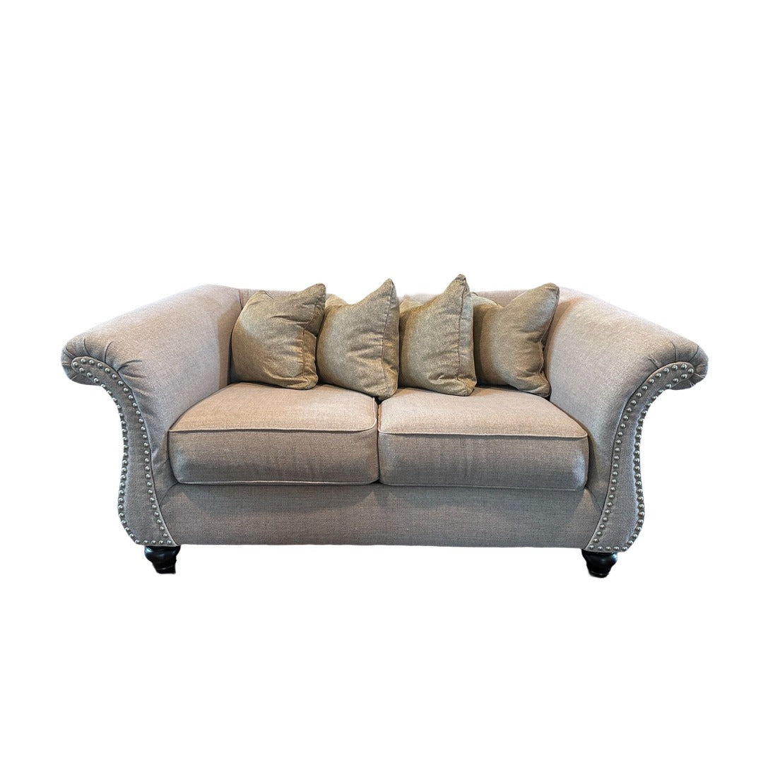 Fabrique Par Loveseat