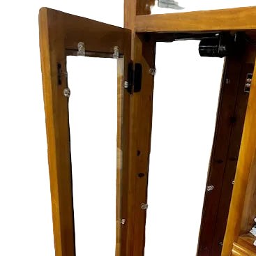 Lighted Hutch/ China Cabinet