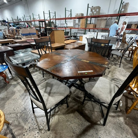 Ashley Furniture Vinasville - Medium Brown Dining Room Table W/metal Legs