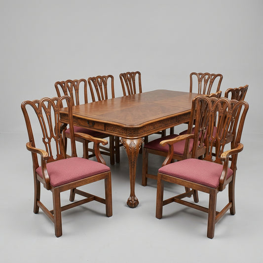 Century Furniture Queen Anne Style Extensions Dinning table