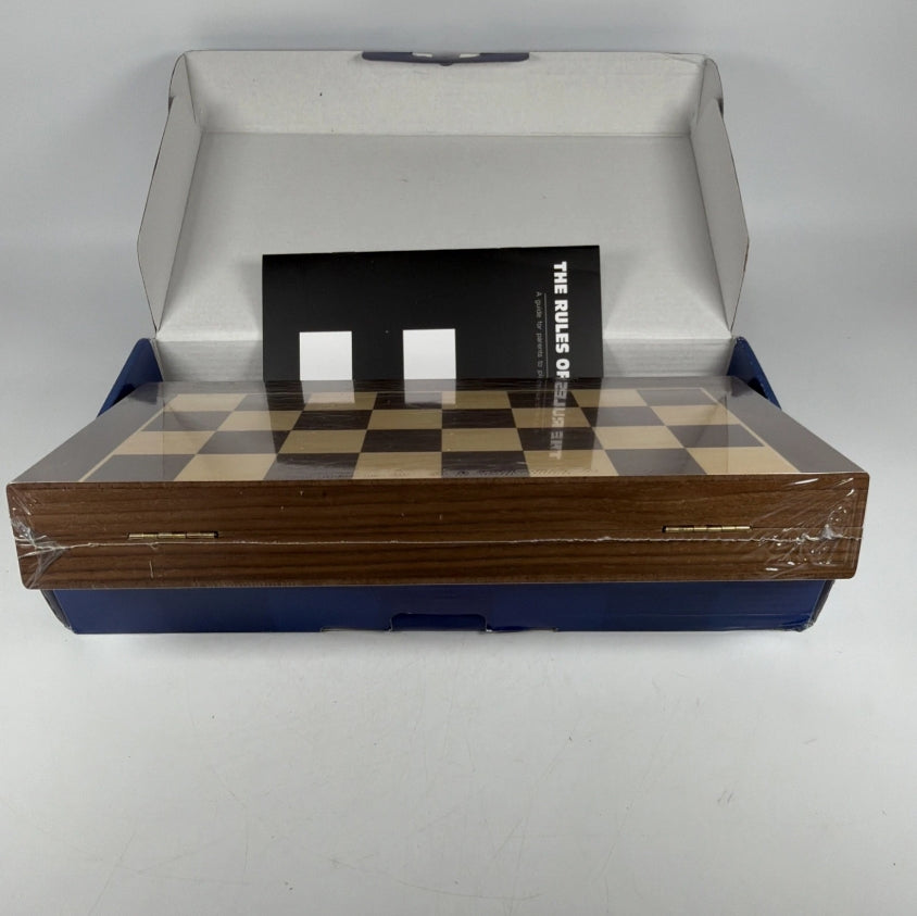 Gold Knight Chess Set