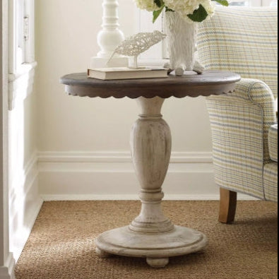 (New) Kincaid Weatherford Cornsilk & Brown Accent Table