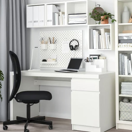 IKEA Malm Modern Desk