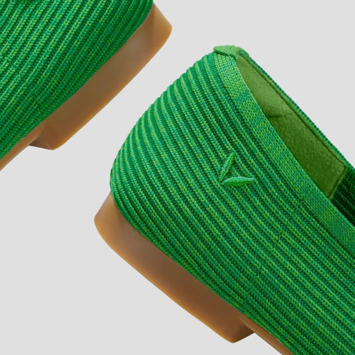 VIVAIA Margot 2.0 Square-Toe V-Cut Flats