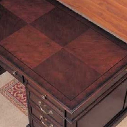 Wynwood Wellington Executive Desk