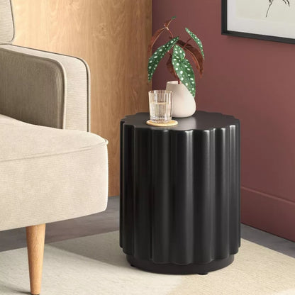 Scalloped Round Side Table Black