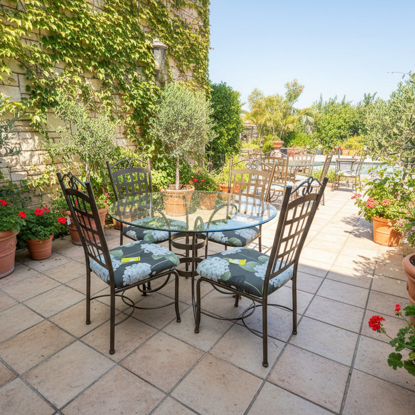 Dining Set with Four Iron Chairs