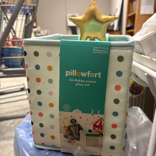 Pillowfort Birthday Crown Play Set
