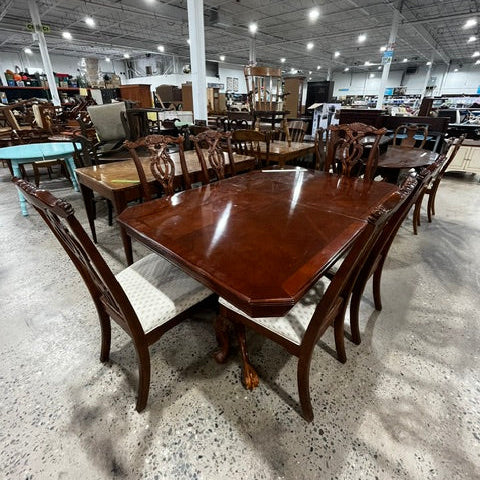 Knob Creek Mahogany Double Pedestal Dining Table