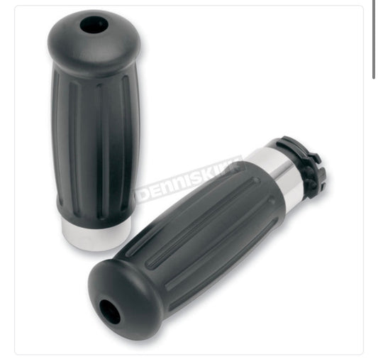 Vintage Style Grips for HD Models 0630-0594 for Select Harley-Davidson Motorcycles (New in Box)