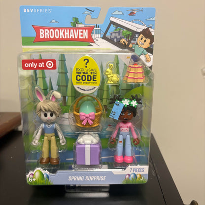 Roblox DevSeries Brookhaven Spring Suprise Figures