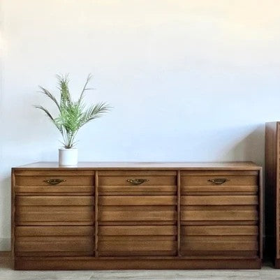 Vintage Mid Century Dresser by American of Martinsville