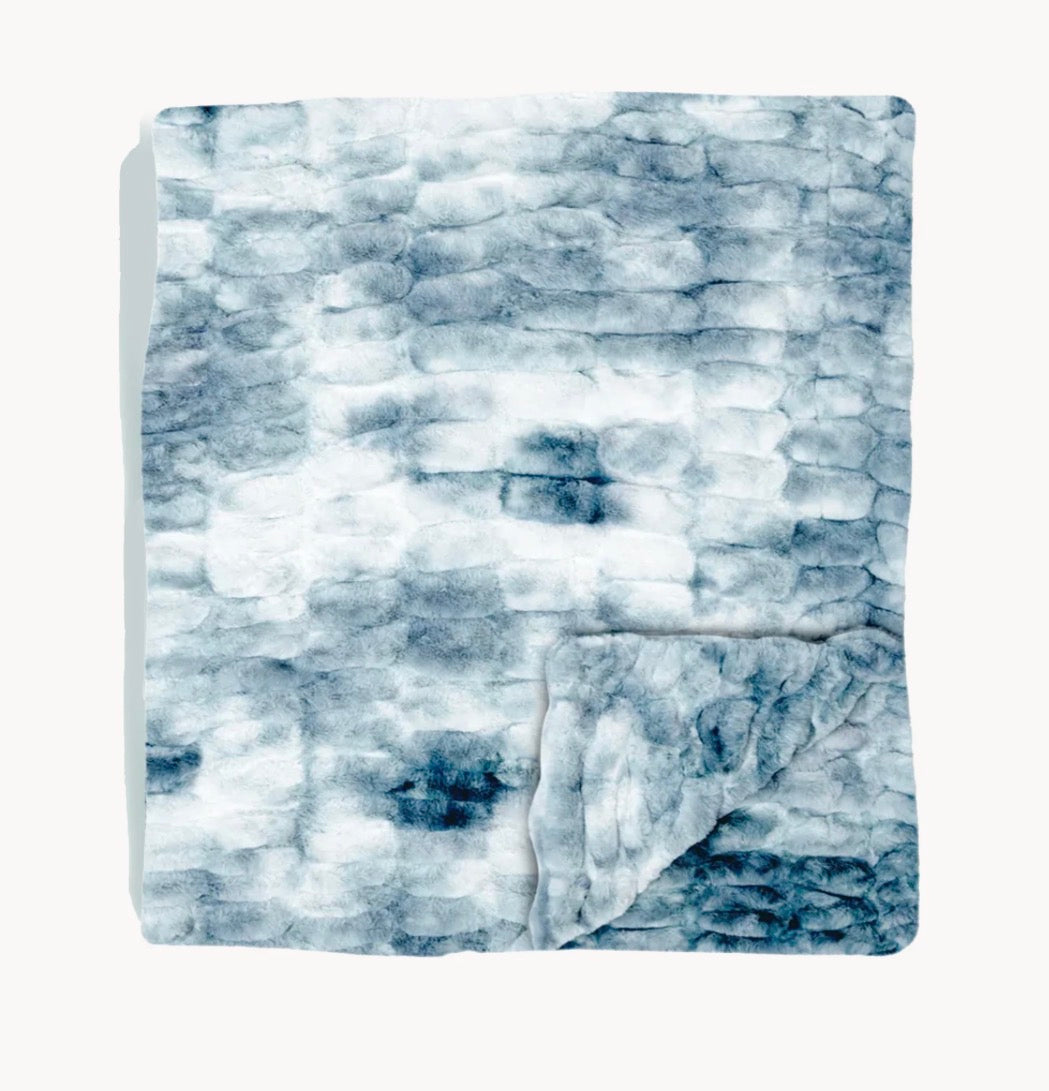 Lola Blanket XL 80 Inch X 90 Inch (Malibu Blue) (New in Package)
