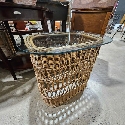 1980s Vintage Lloyd Flanders Coastal Boho Chic Thick Rattan & Bentwood Side Table