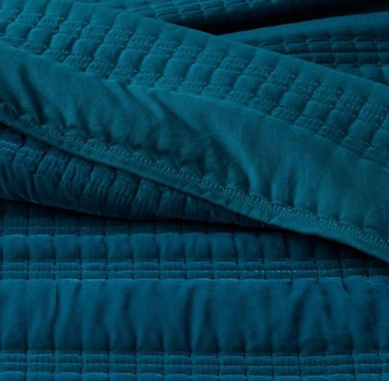 Threshold Lofty Velvet Quilt (Teal)