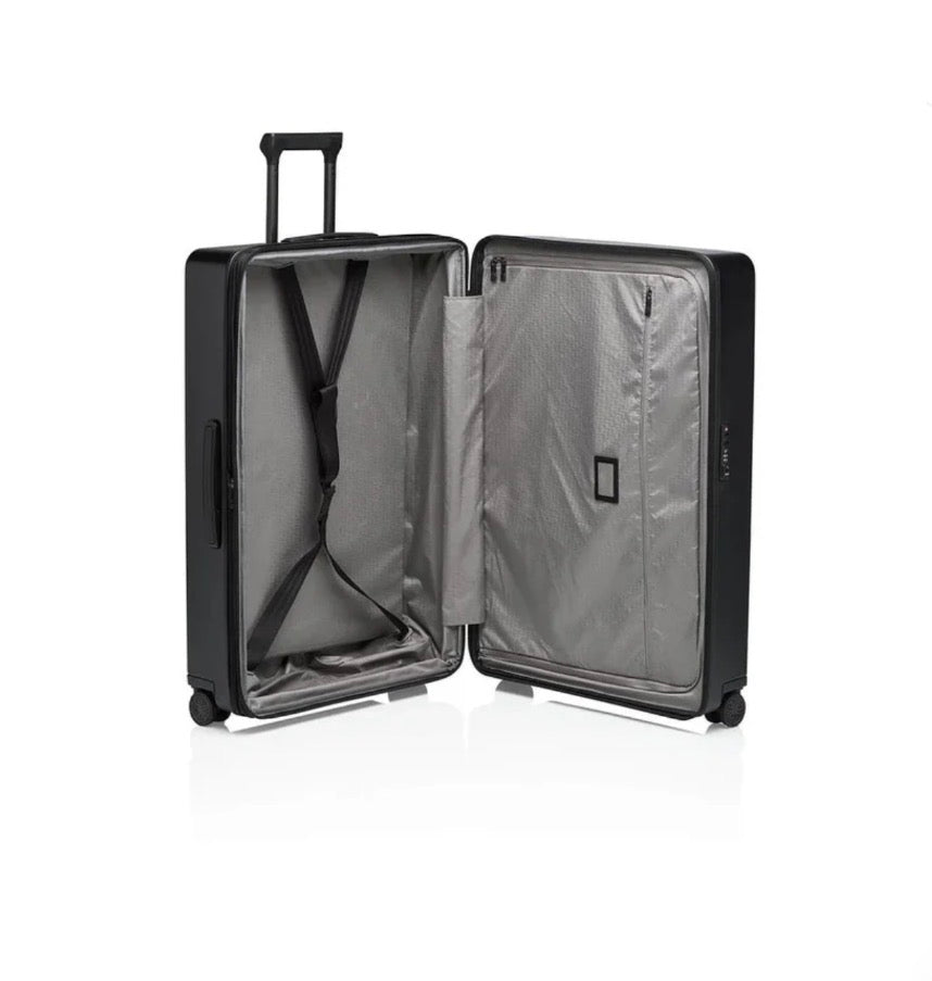 Porsche Design Roadster Hardcase Spinner Expandable 32 Inch (Black) (New in Box)
