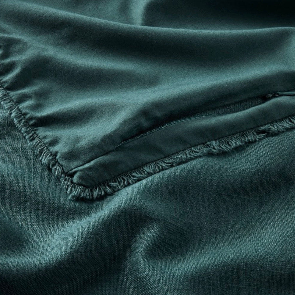 King/California King Heavyweight Linen Blend Comforter & Shame Set Dark Teal Blue - Casaluna Woven Rayon, Zipper Closure (New in Package)