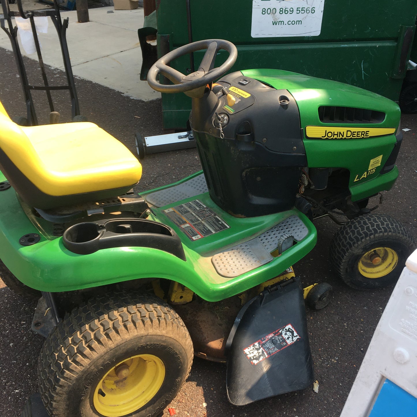 John Deere Riding Mower