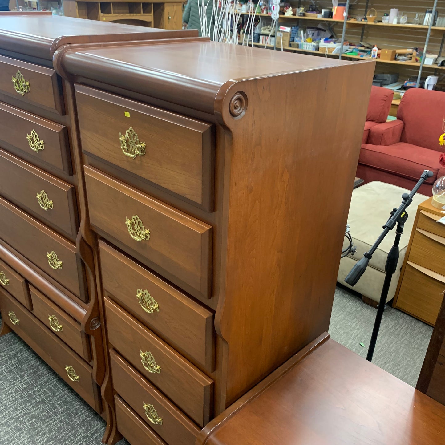 Tall Thin Chest of Drawers