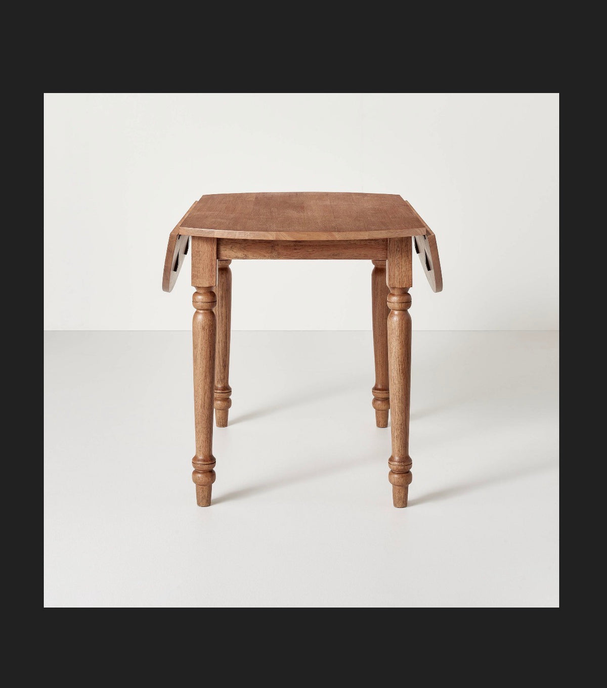 44 Inch Vintage Windsor Drop Leaf Round Dining Table Aged Oak (New in Box)
