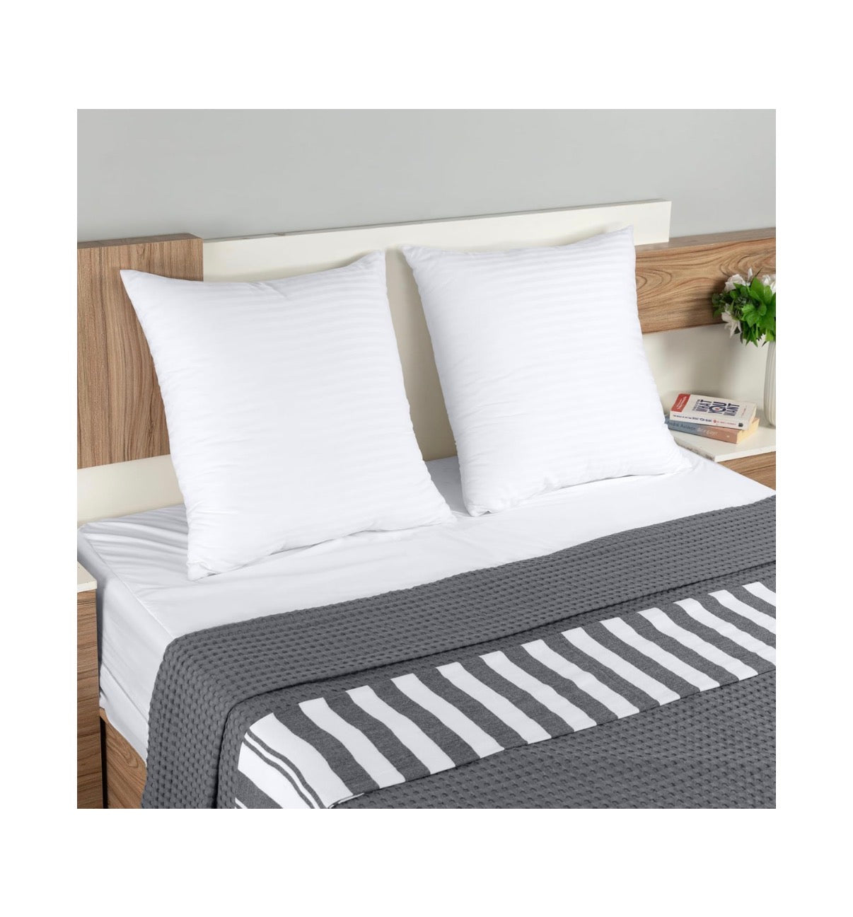 Utopia Bedding bed Pillows European Size of 2 Premium Soft Hotel pillows, Original Down Alternative Filling, Pillow for Sleeping, Cooling pillow for Back, Stomach and Side Sleepers (White) (New in Package)