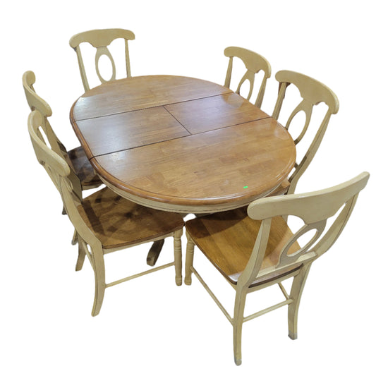 Dining Table w/ Built in Leaves and 6 Chairs